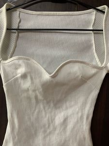 URBANIC White Sweetheart Top