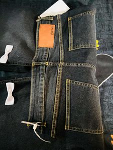 Glitch Jeans Totaly New