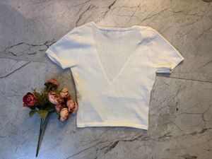 White Ribbed Crop Top- NOT WORN EVEN ONCE