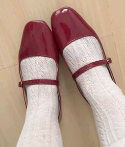 Cherry Red Flats🌹