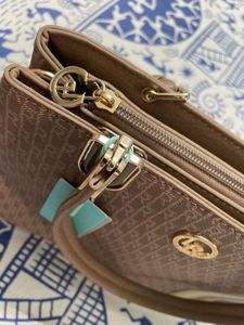 Elegant Handbag for Women