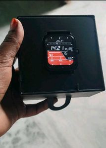 New Noise Smartwatch