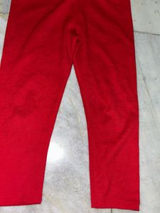 Stylish Red Capri