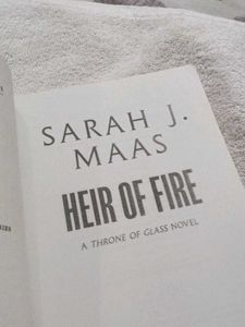Throne of Glass Novels