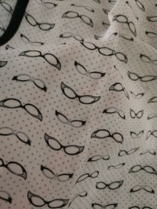 *Price Drop* White With funky Black Print Kurt