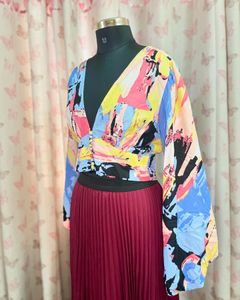 A Painter’s Palette Top