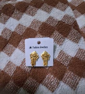 Golden Fashion Earring