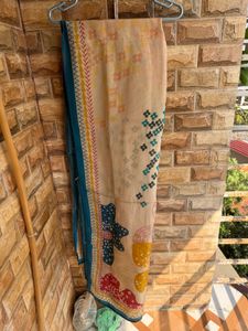 Floral Embroidered Kurta