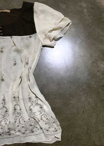Classic Off White Top