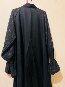 Elegant Black Abaya with Embellished Sleeves