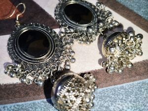 Attractive Shining Earing For Girl And Women.