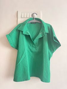 Green Collared Top