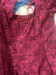 4 Women’s Kurta