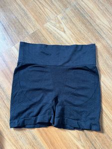Gym Shorts Very Stretchable ( Fits 28,32)