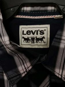 LEVI&#39;S MEN&#39;S SHIRT