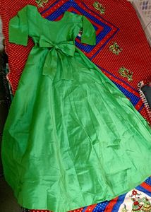 Elegant Green Party Dress
