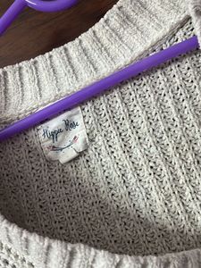 STITCHED WOOLEN SWEATER