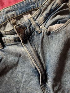 Distressed Straight Fit Blue Jeans