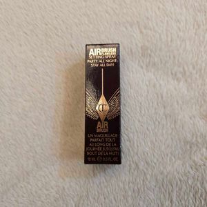 Charlotte Tilbury Airbrush Flawless Setting Spray