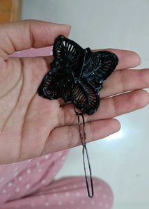 2 Hair Clips