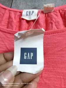 New Gap Top