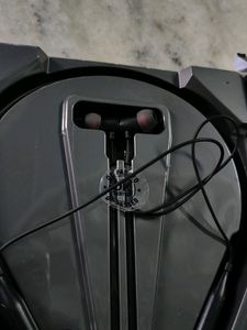 VARNI DIO  WIRELESS BLUETOOTH EARPHONE