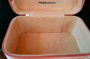 Faces Canada PinkTrousseau Vanity Box