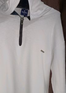 White Hoodies Tshirt 👕