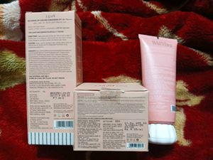 Dot &amp; Key Skincare Set