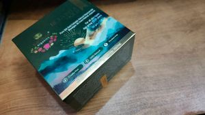 Vanaura Organics Rejuvinita Gold