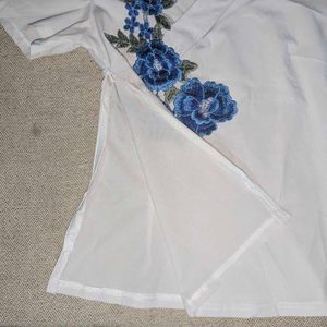 FLORAL EMBROIDERED WHITE TOP