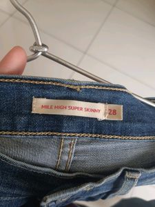 LEVI&#39;S High Rise Skinny Jeans