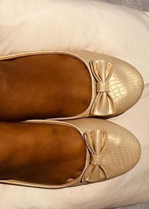 Hi-attitude Gold Ballerinas