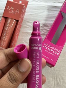 Two Lip Gloss From Mila Beaute