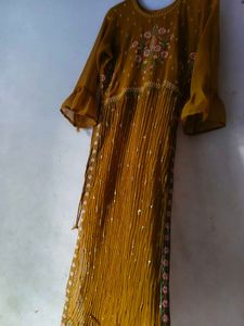 Kurta Sets &amp; Suits