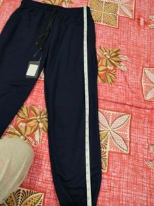 women&#39;s Navy Blue Joggers (H)