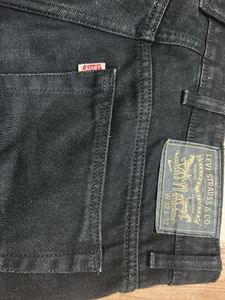 Levi&#39;s Black Denim Jeans
