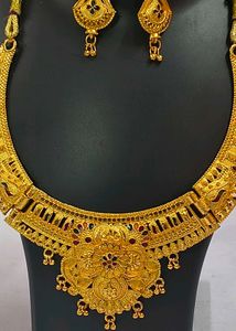 Golden Necklace &amp; Earring Set