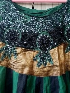 Elegant Green &amp; Black Ethnic Kurta  Dress