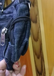 Sling Bag