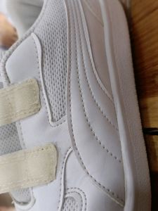 Puma Unisex White Sneakers UK4