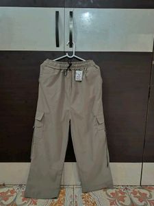 Tan Cargo Pant♉