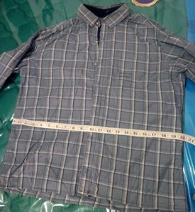 Men&#39;s Plaid Shirt