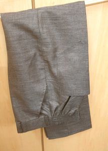 ***Price Drop Boys Smart Tailored Suit