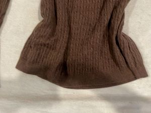 Chic Chocolate Brown Ribbed Knit Top – Size L