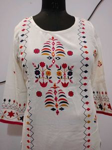 Women Kurta With Pant