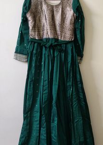 It&#39;s a Green Pleated Gown (Stiched) With Heavy (Bi