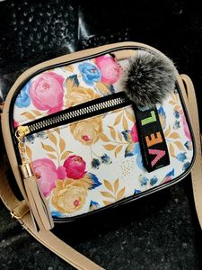Luxury Sling Bag🥰✨