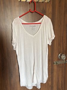 White V-Neck Short Sleeve Tee