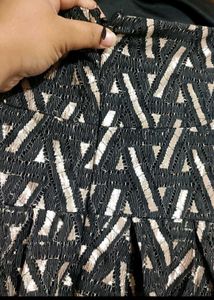 Black &amp; Cream Off Shoulder Dress For 32 Bust